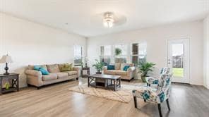 Photo - 407 Beldon Wy