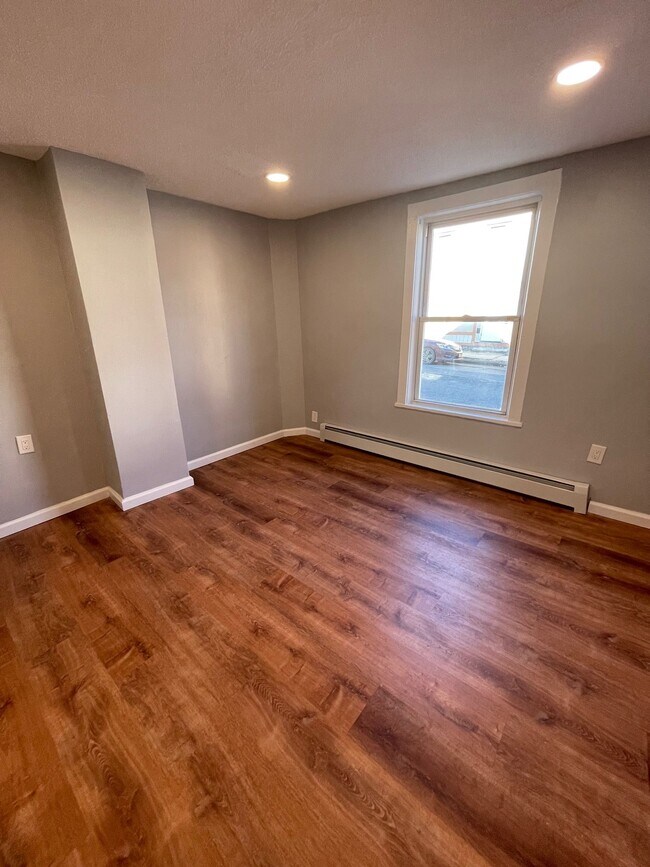 Photo - 57 Van Ness St Unit 1