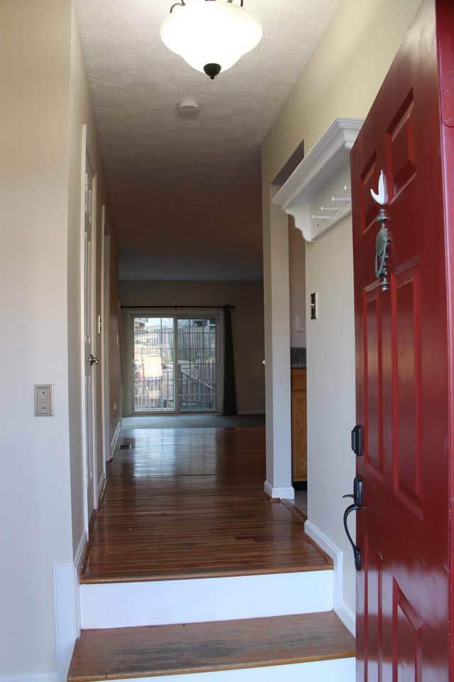 Photo - 433 Ellis Ln