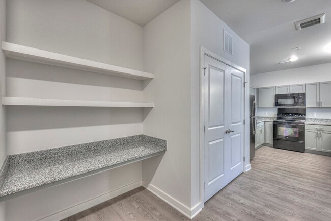 Photo - Blue Ridge Apartments