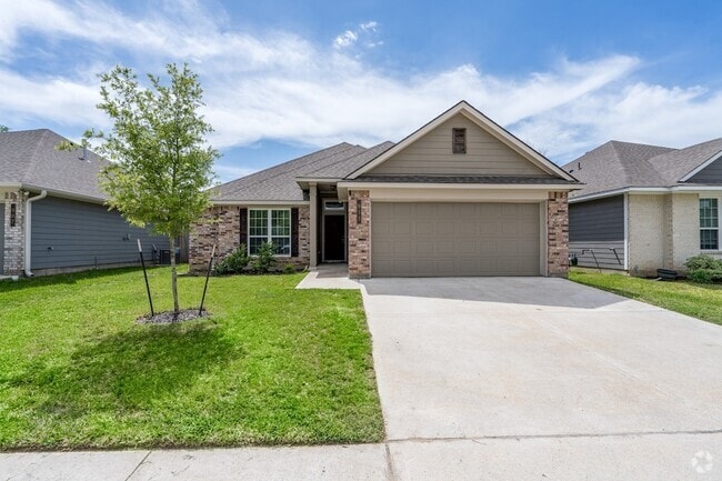 Building Photo - 911 Acorn Trail Pl Rental