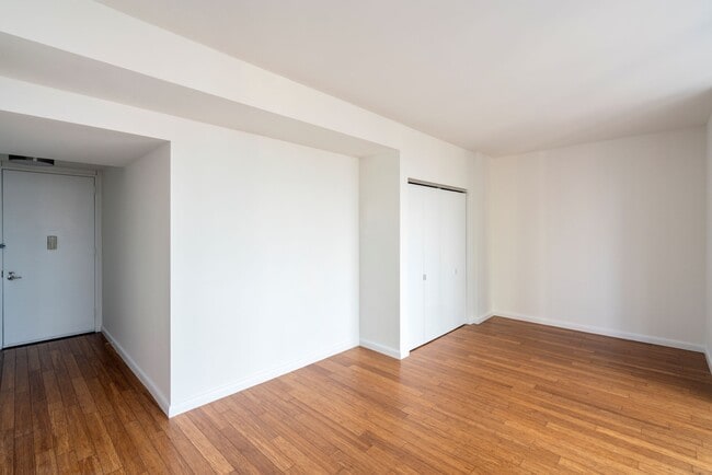 Photo - 66 Rockwell Place