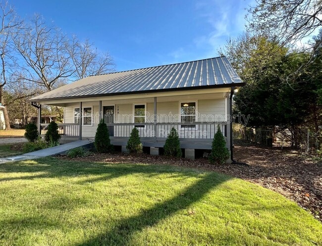 Photo - 189 W Jefferson St