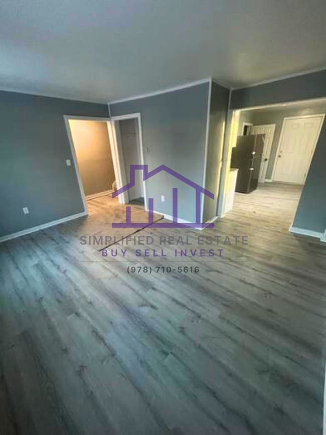 Building Photo - 418 River St Unit 1