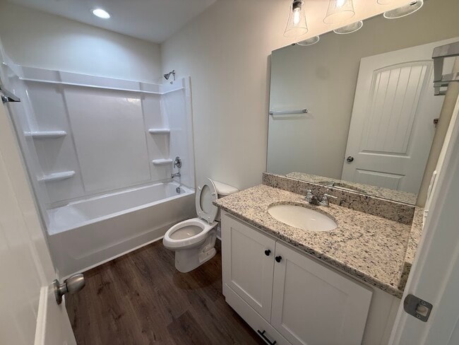 Photo - 152 boundary hall way