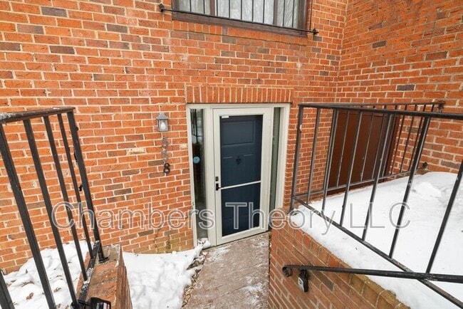 Photo - 538 Brummel Ct NW