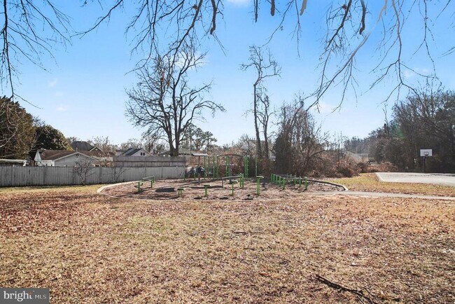 Photo - 7207 Jayhawk St