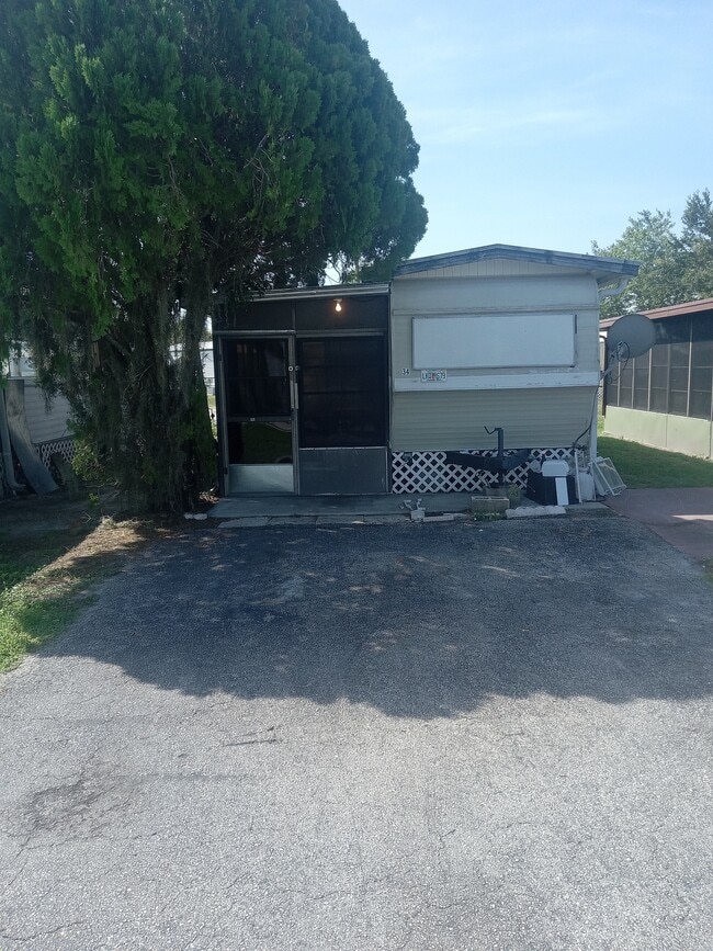 Building Photo - 30346 FL-78 Rental