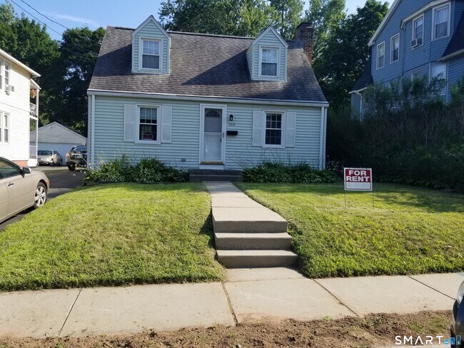 Building Photo - 109 Caya Ave