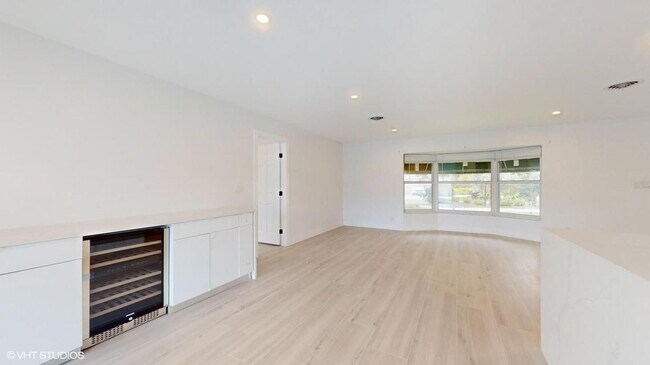 Photo - 4761 NE 28th Ave