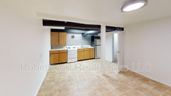 Photo - 454 Cedar St