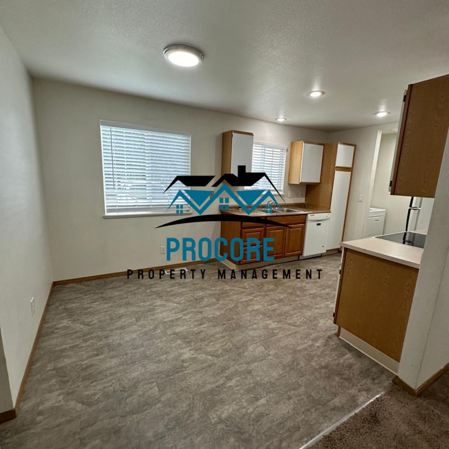Photo - 1607 Checola St Unit B
