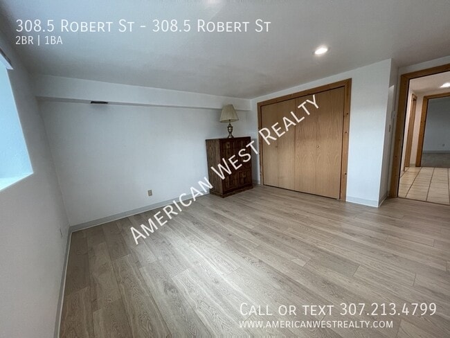 Photo - 308.5 Robert St Unit 308.5 Robert St