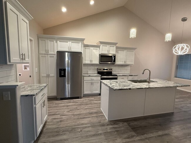 Photo - New Construction 3 bedroom/3 bath townhome in South Lincoln
