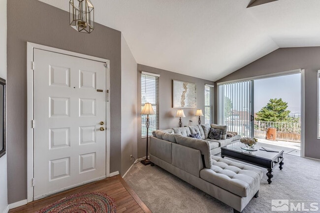 Photo - 2320 Overlook Ct