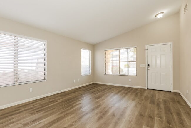 Photo - 7418 W Lone Cactus Dr