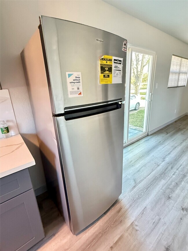 Photo - 210 N Mattson St