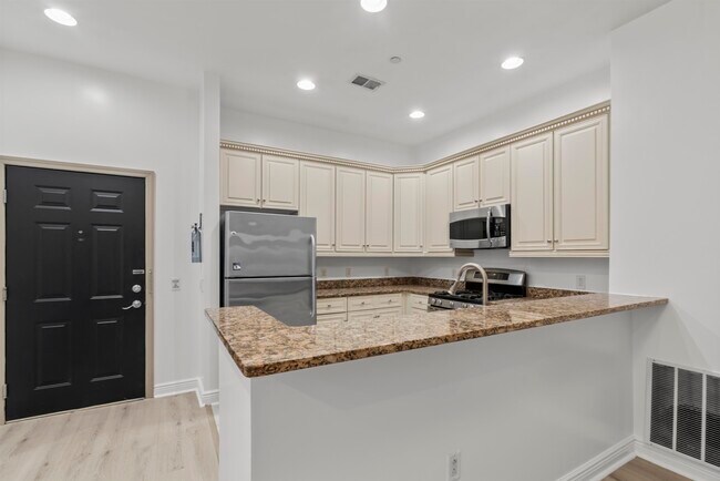 Photo - 7400 River Rd Unit 116