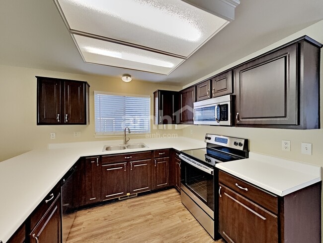 Photo - 5060 E 118th Ave