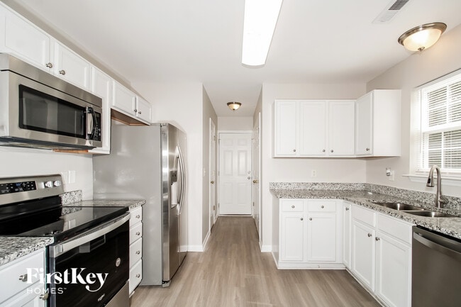 Photo - 1403 Rosebay Ct