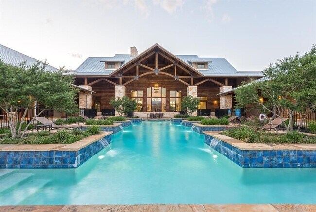 9426 Caddo Ridge Ln