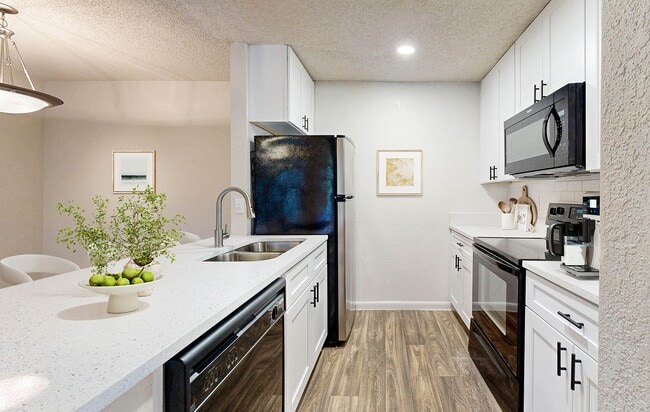 Altamira Place Apartment Homes