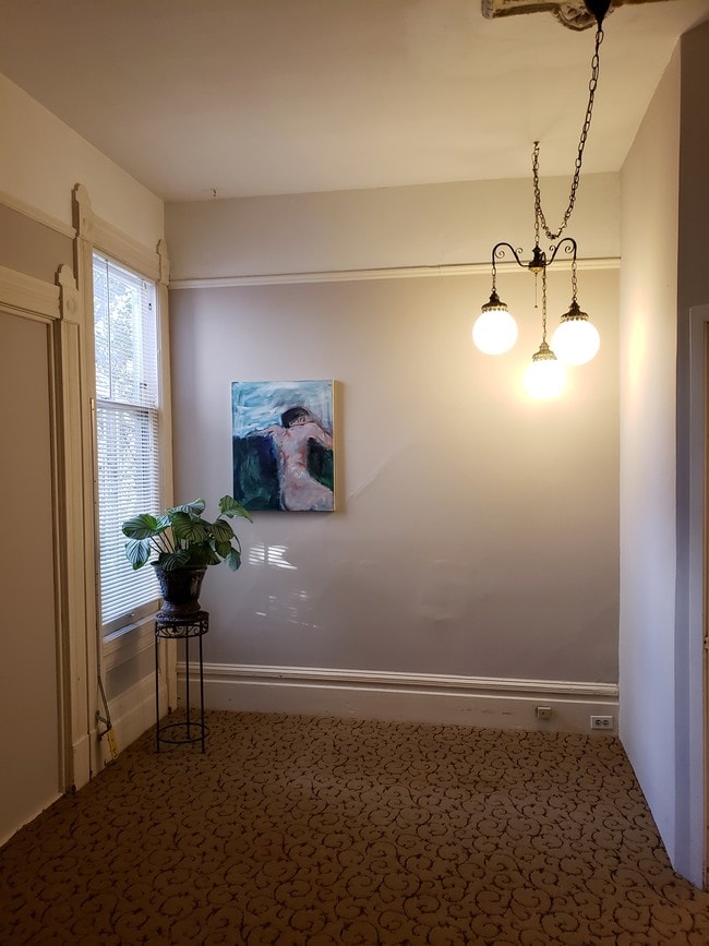 Photo - 448 Foothill Blvd Unidad -