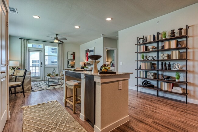 Photo - 5901 Co Rd 277 Unidad 04305