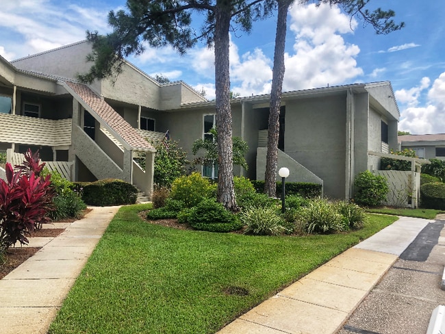 Photo - 649 Windrush Bay Dr