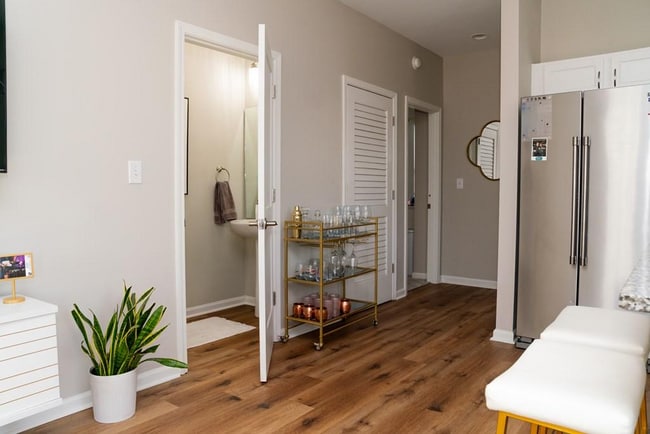 Photo - 716 Ironwood Ln