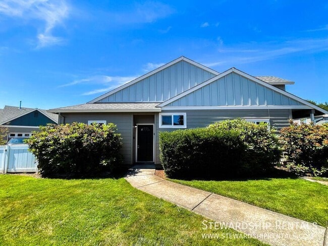 Photo - 618 Camden Ln