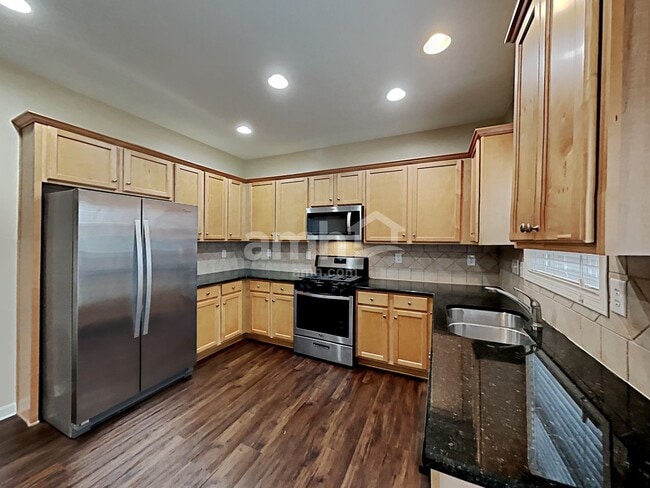 Photo - 2607 Swansong Ln