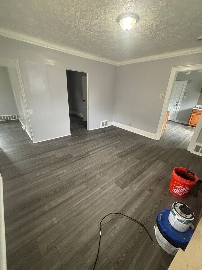 4115 E 143rd St Unidad DN