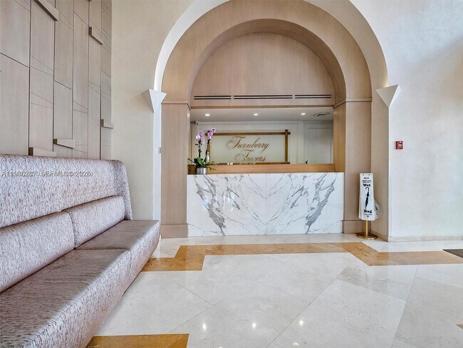 19355 Turnberry Way Unit 2E