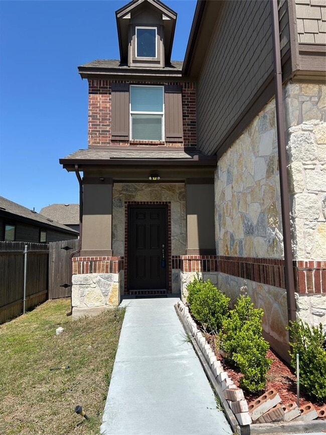 Photo - 14117 Vigilance St