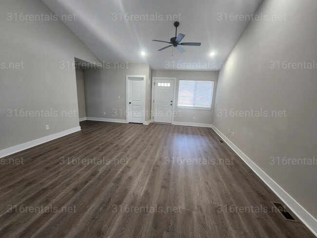 Photo - 5258 N Plumthicket St Unidad 5260 N Plumthicket St