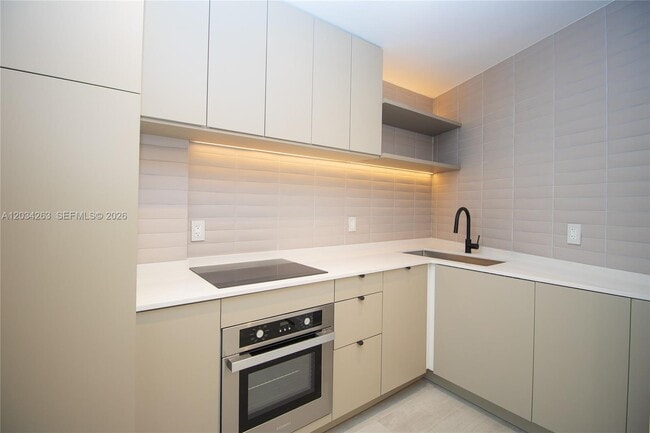 Photo - 2899 Collins Ave Unidad 1422