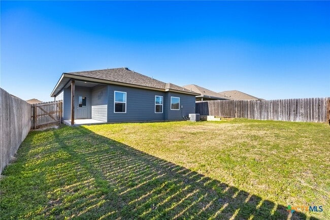 Photo - 1526 Black Kettle Trl