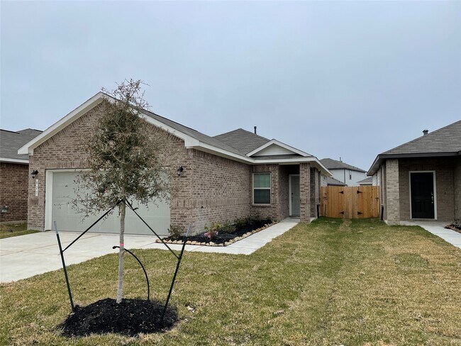 Building Photo - 823 Redinger Ridge Dr