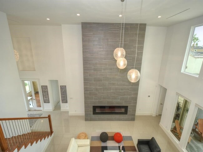 Building Photo - 14319 Shadow Garden Ln