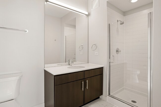 Photo - 797 W Adams St