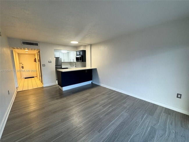 Photo - 1650 NE 115th St Unit 609