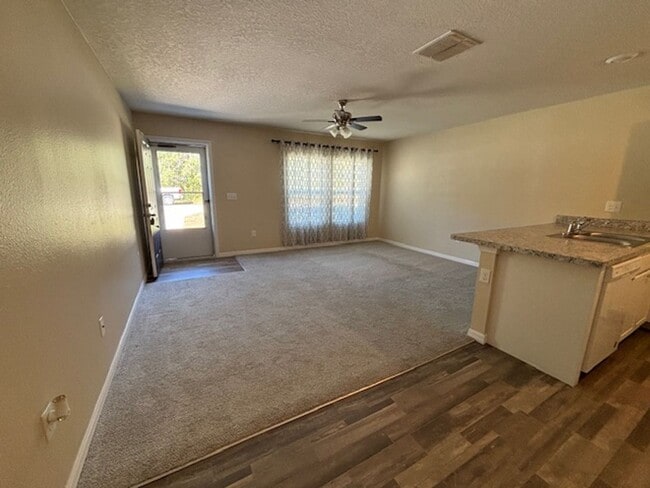 Photo - Cute Home Ready for Family