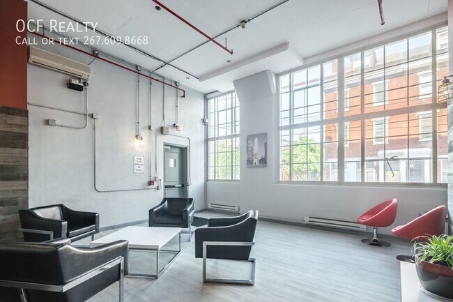 Photo - Beautiful Renovated Northern Liberties Loft Unidad 106