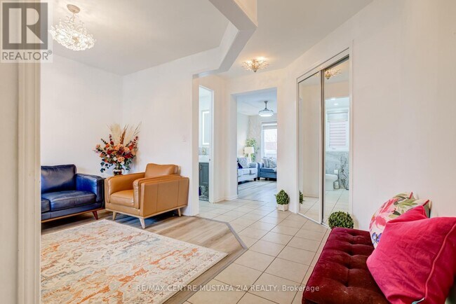 Photo - 321 Gleave Terrace