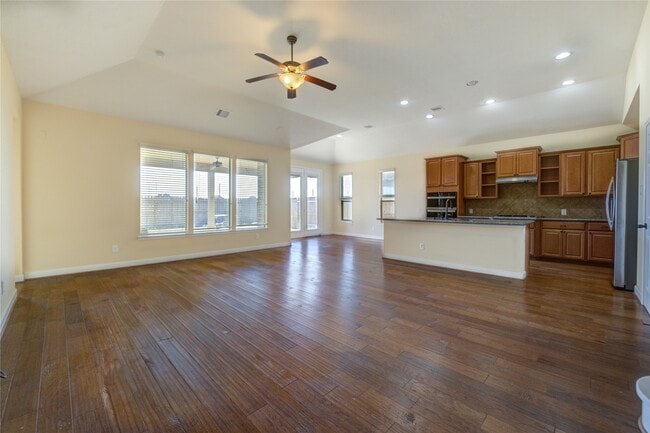 Building Photo - 26311 Parkman Grove Dr