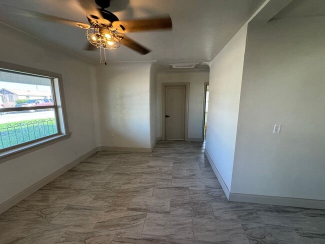 Photo - 4 Bed 2 Bath Home