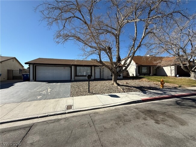 Building Photo - 7129 Grasswood Dr