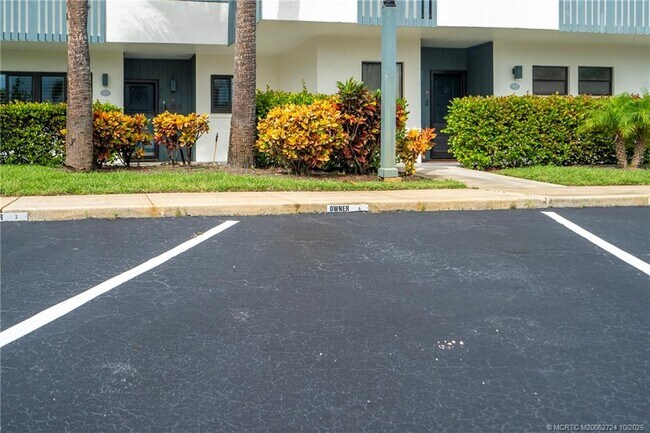 Building Photo - 175 SE St Lucie Blvd Unit A106