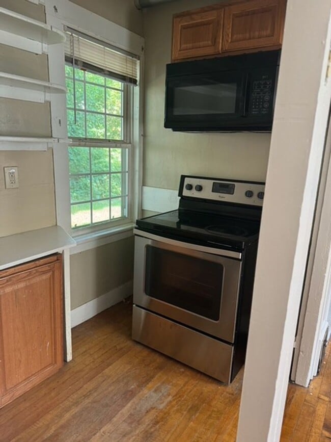 Photo - Three- Four Bedroom Home - Heat included!